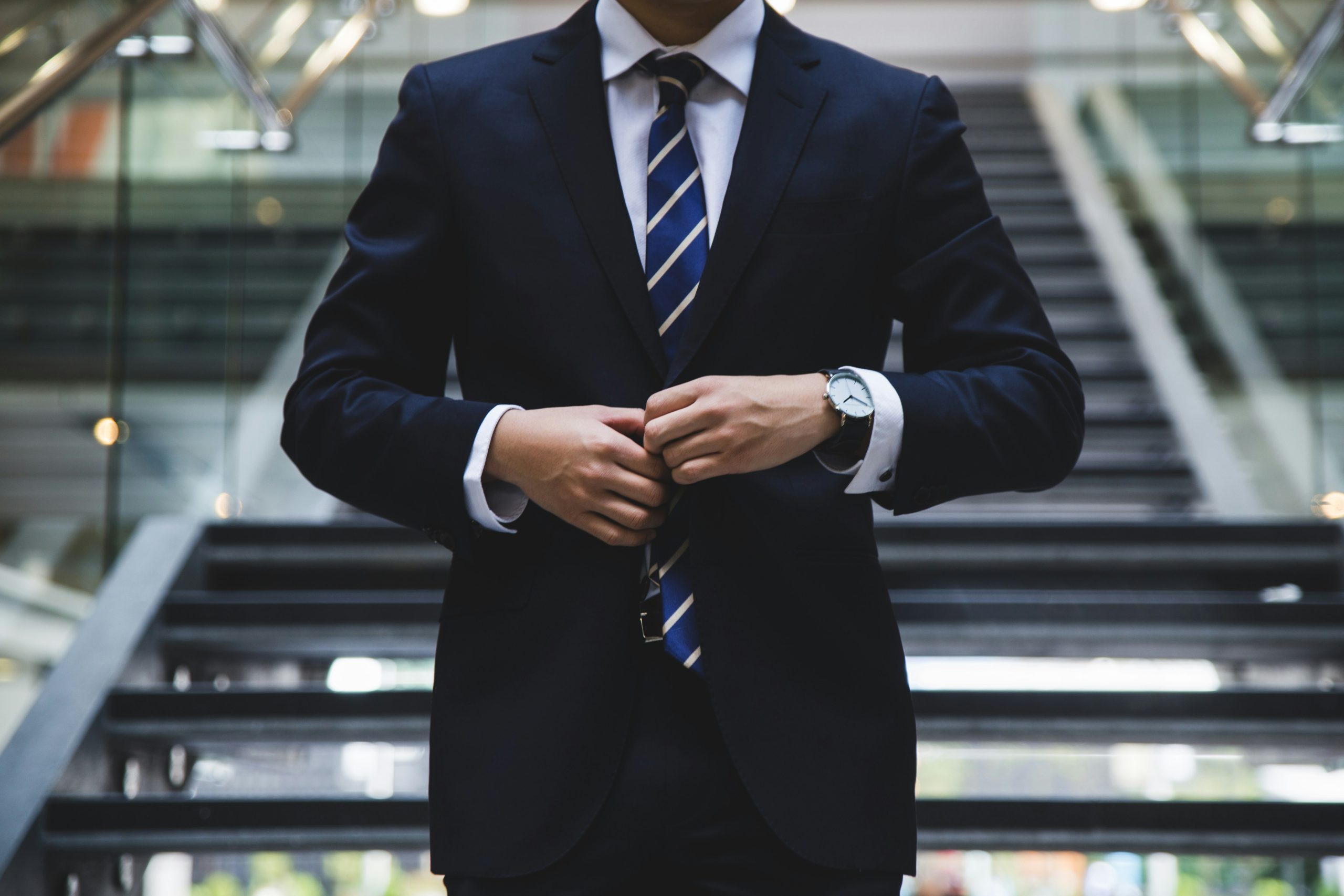 Web Leader hunters-race-MYbhN8KaaEc-unsplash